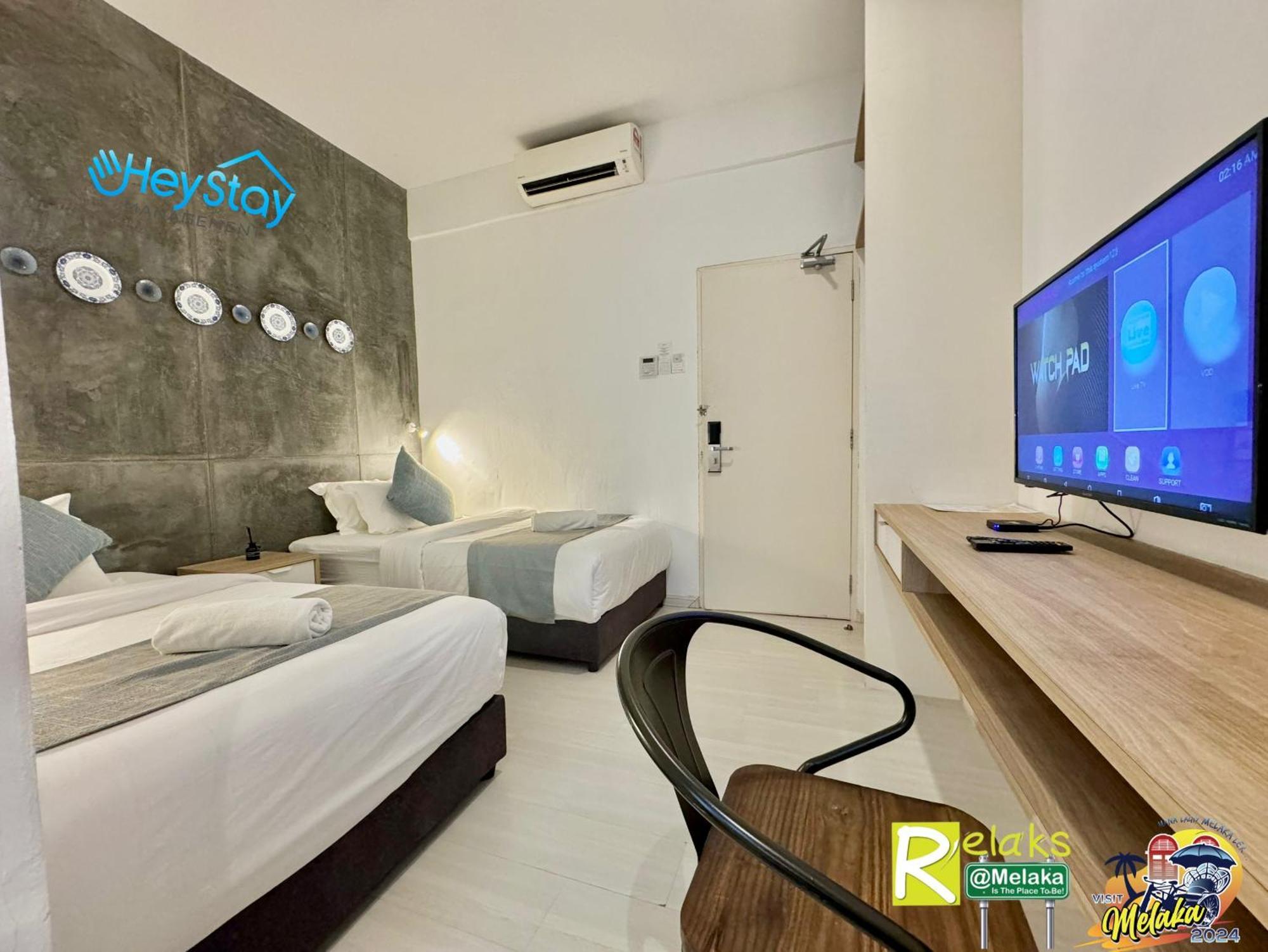 Modern Cave Guest House Walking Distance 5Mins To Jonker Malacca エクステリア 写真