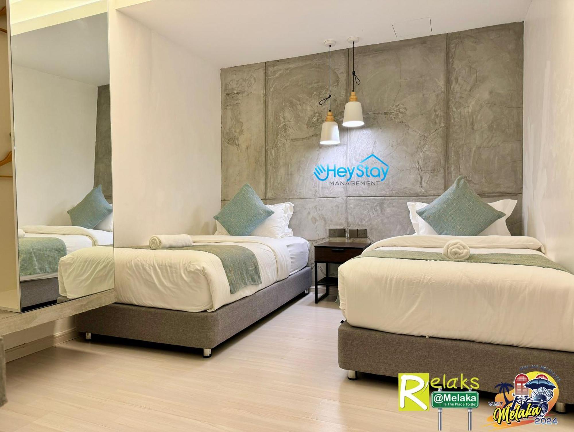 Modern Cave Guest House Walking Distance 5Mins To Jonker Malacca エクステリア 写真