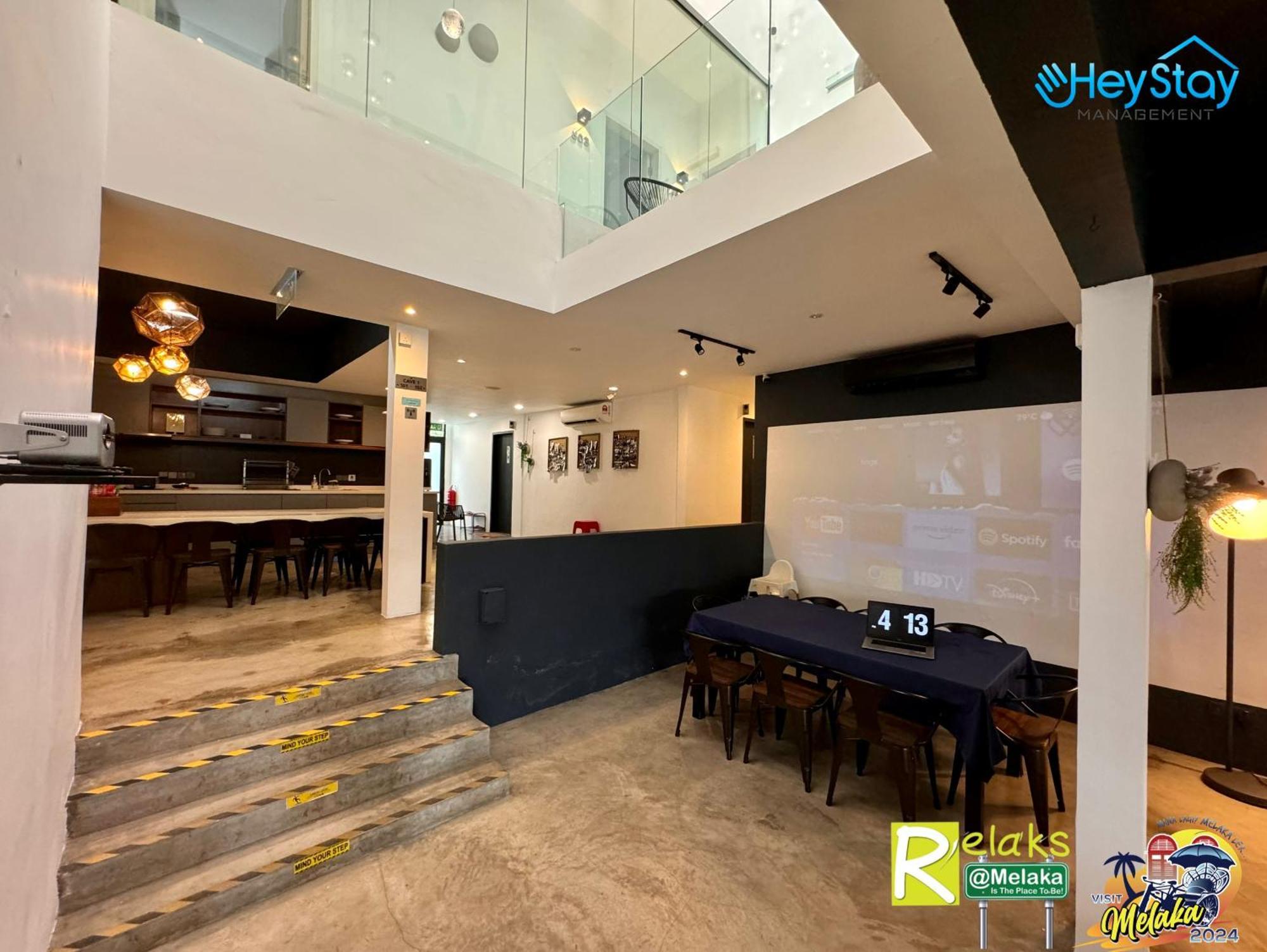 Modern Cave Guest House Walking Distance 5Mins To Jonker Malacca エクステリア 写真